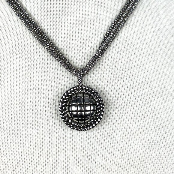 Tocara‎ Stainless Steel Pendant Reversible Necklace - Picture 8 of 12